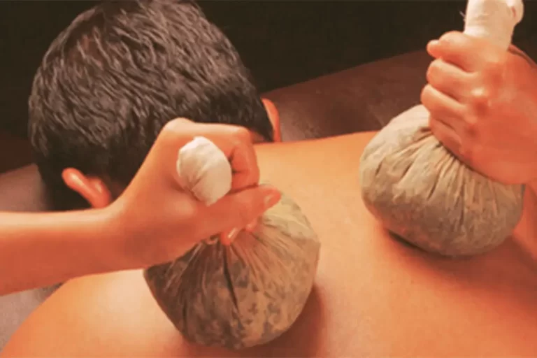 choorna pinda sweda at Ananthadhri Ayurveda2